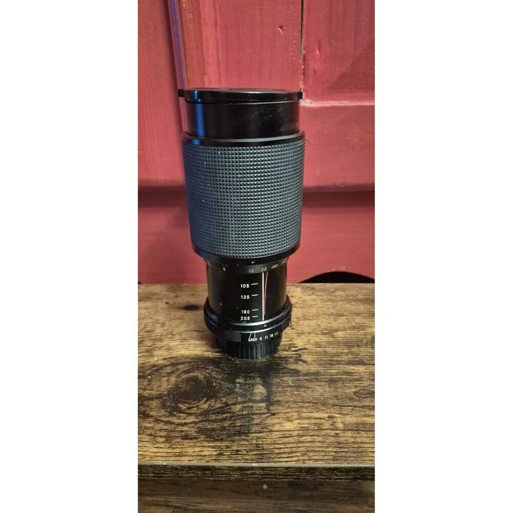 Vivitar 75-205mm f/3.8 MC Macro Focusing Zoom For Canon FD Mount Cameras EUC